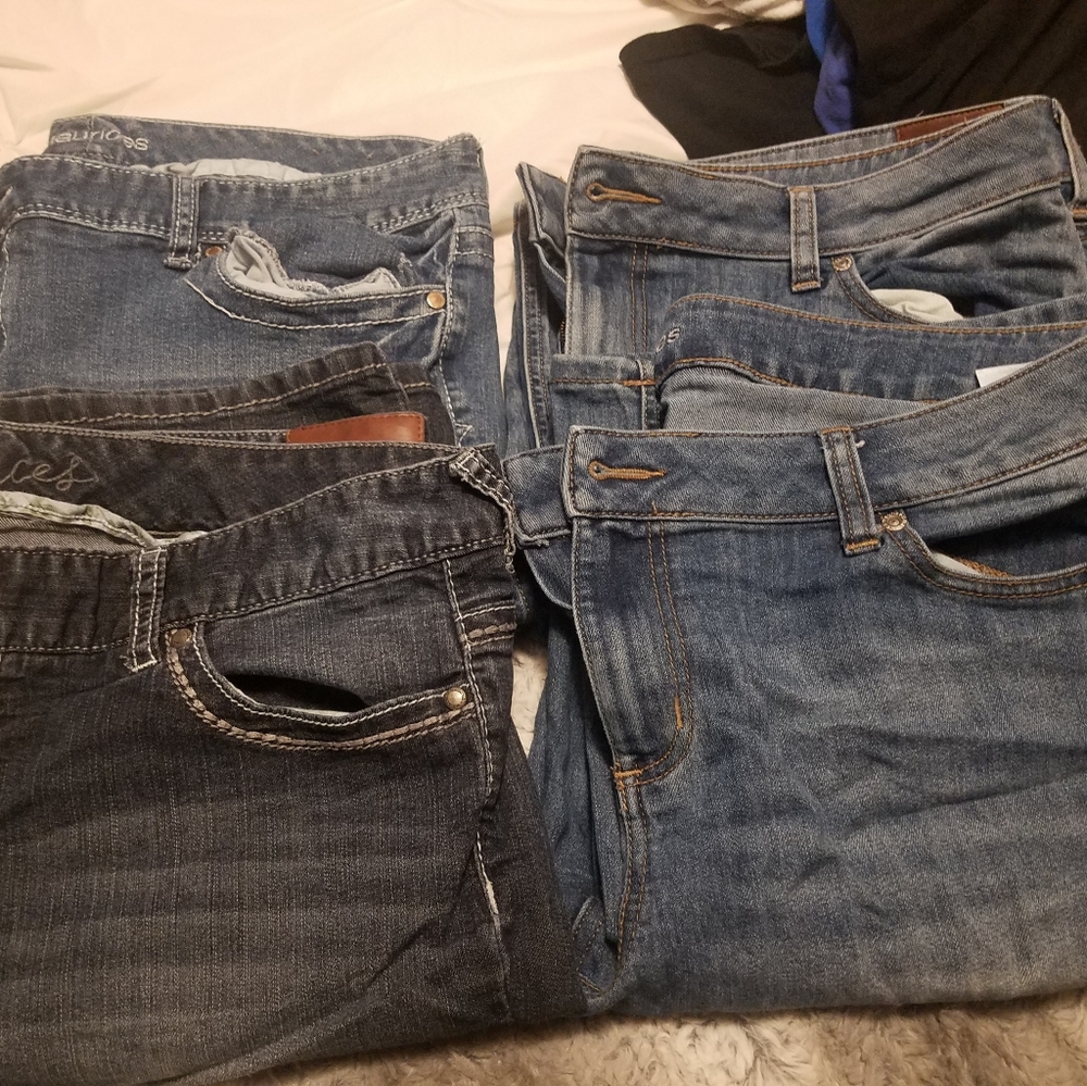 Jeans - Picture 2 of 2